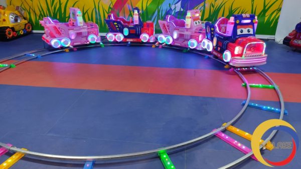 خرید قطار شهربازی طرح کامیون خرید قطار شهربازی طرح کامیون